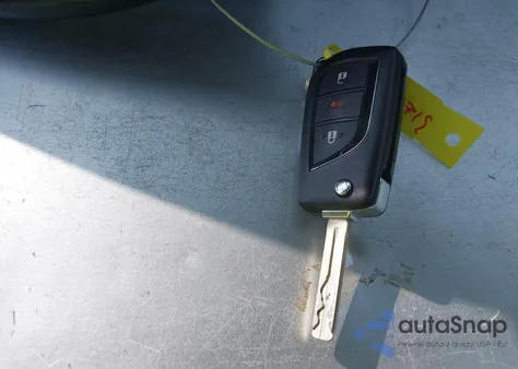 2018 Toyota Corolla Im from USA, damaged, VIN JTNKARJE4JJ564715